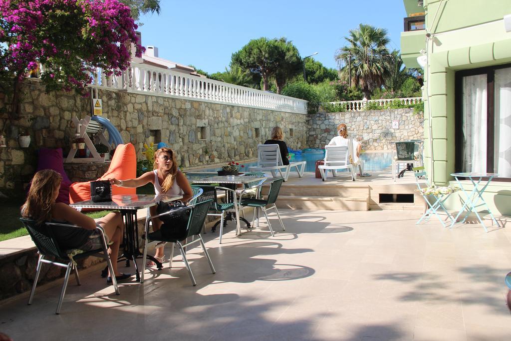 Kabasakal Hotel Çeşme Exterior photo