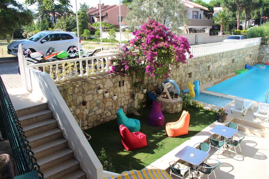 Kabasakal Hotel Çeşme Exterior photo