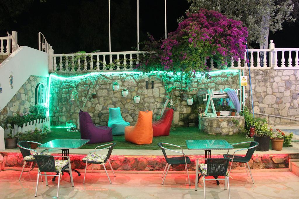 Kabasakal Hotel Çeşme Exterior photo