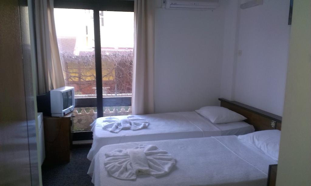 Kabasakal Hotel Çeşme Room photo
